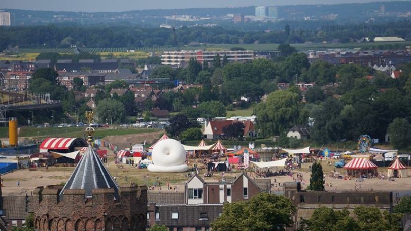 1004618_10151740531575873_160407279_n